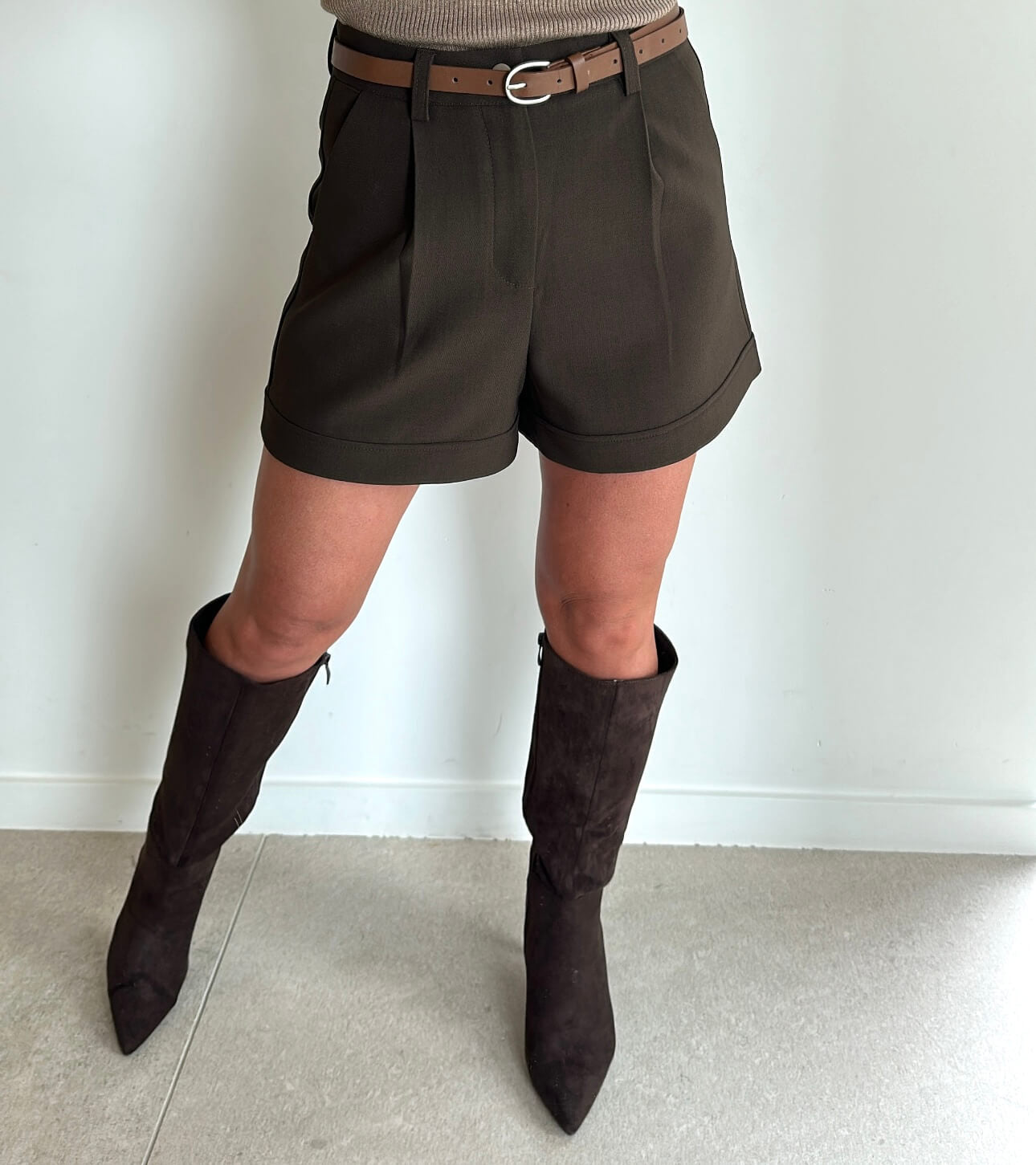 SIA Short - choco brown