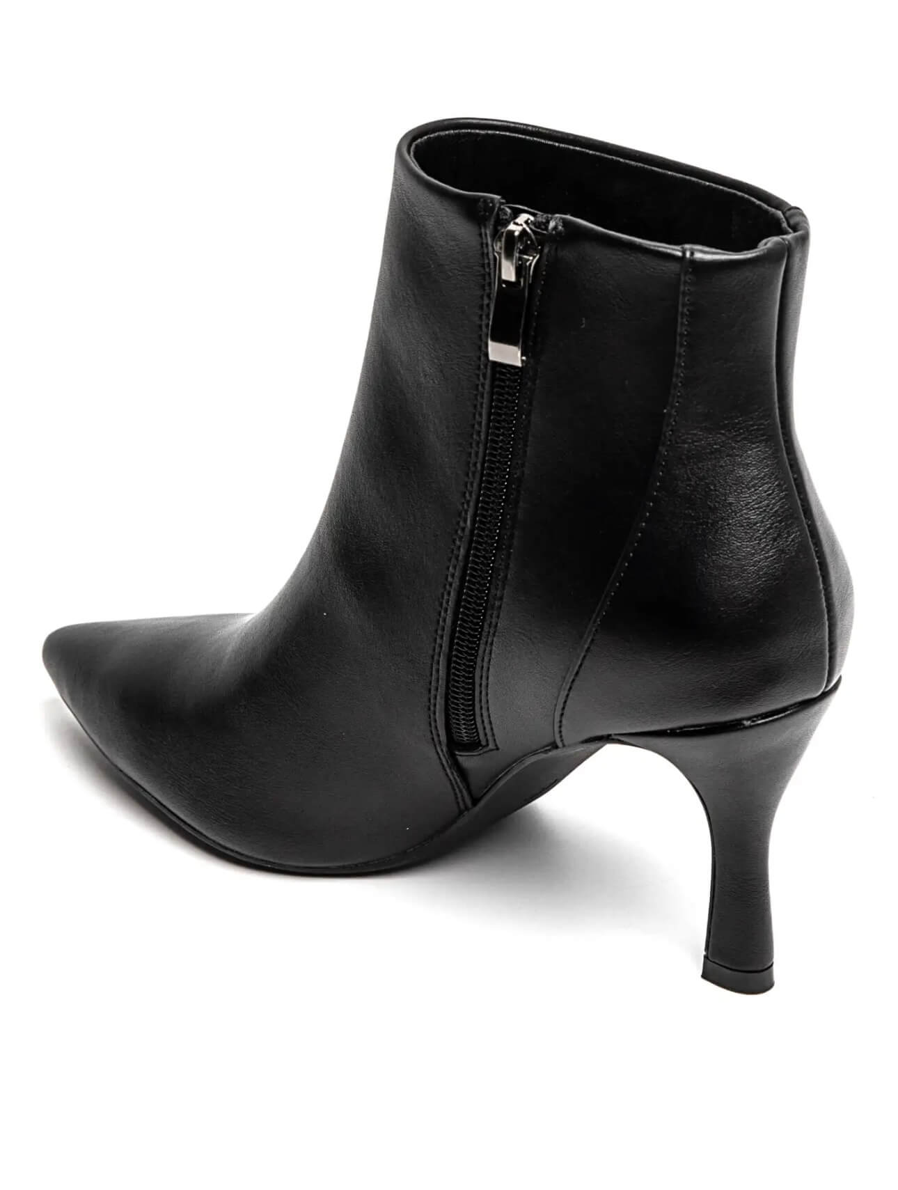 HATTIE Heels