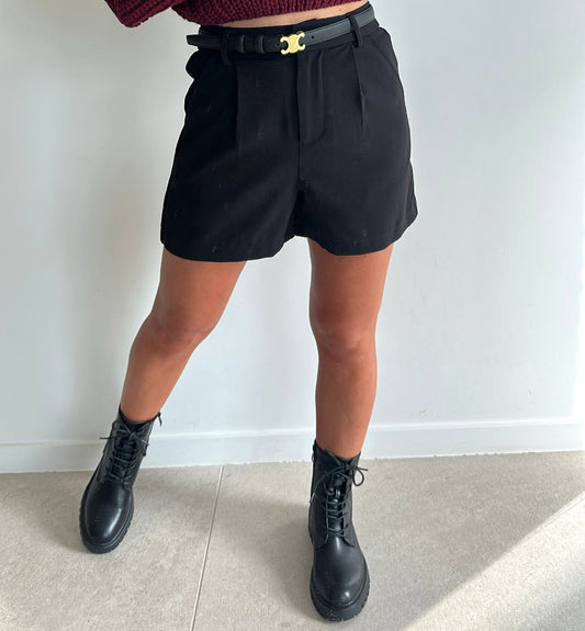 SARA Short - black